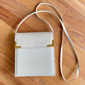 Vintage 70s-80s Cream and Gold Cross Body Purse